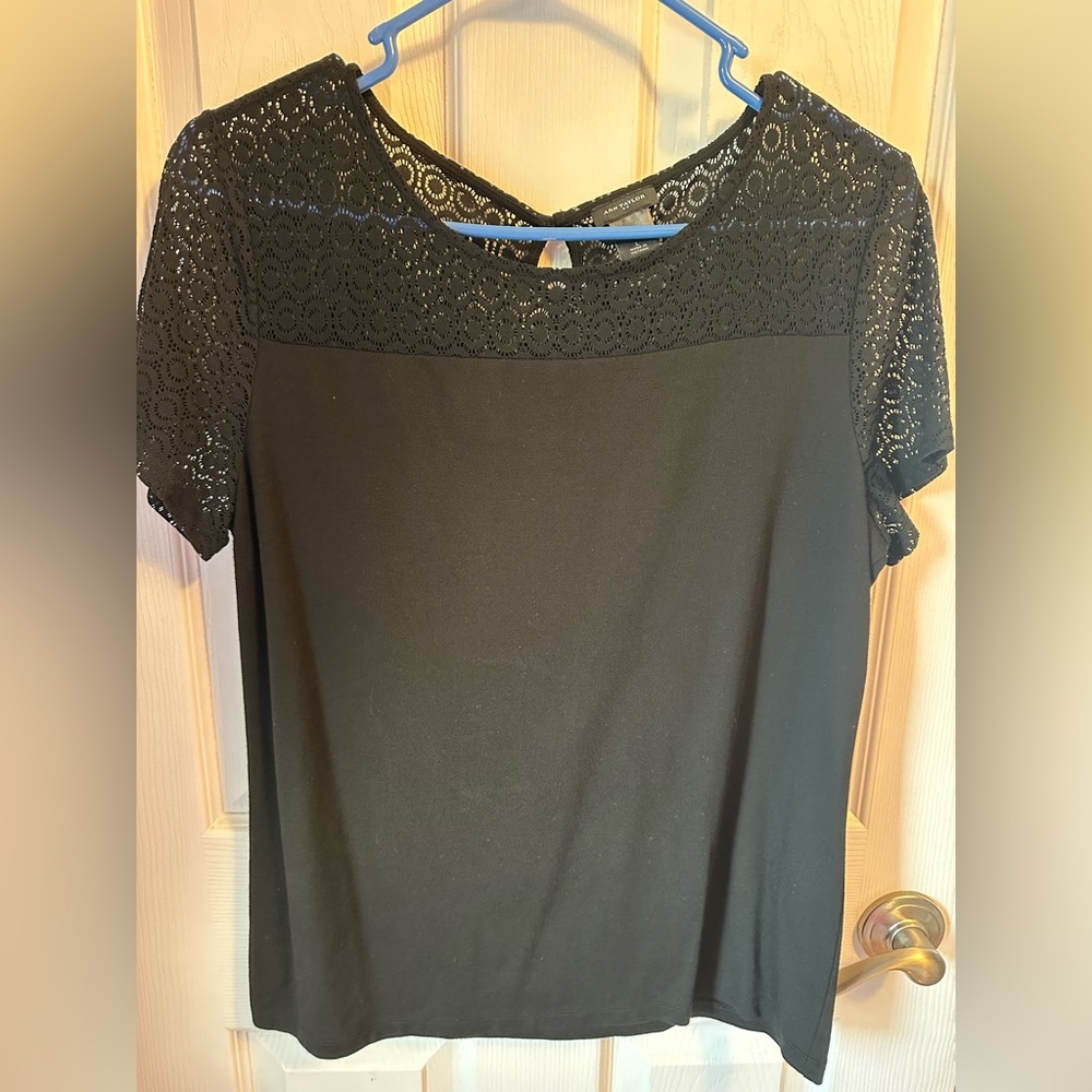 Women’s Ann Taylor Top - Picture 1 of 4